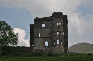 Ruined castle representing Ireland's tumultuous history